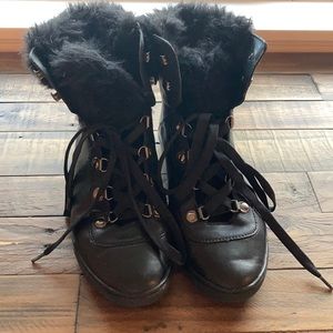 Pour La Victoire Fur High Top Sneakers